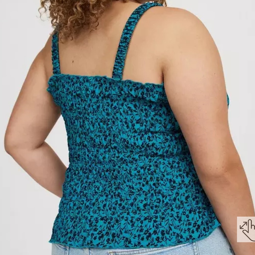 TORRID WOMENS SMOCKED RUFFLE TANK - Picture 2 of 9